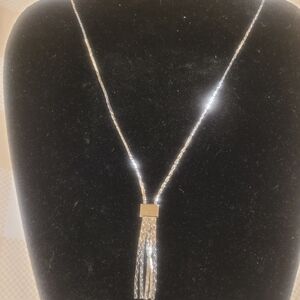 Avon Vintage Silver Tone Elegant Necklace